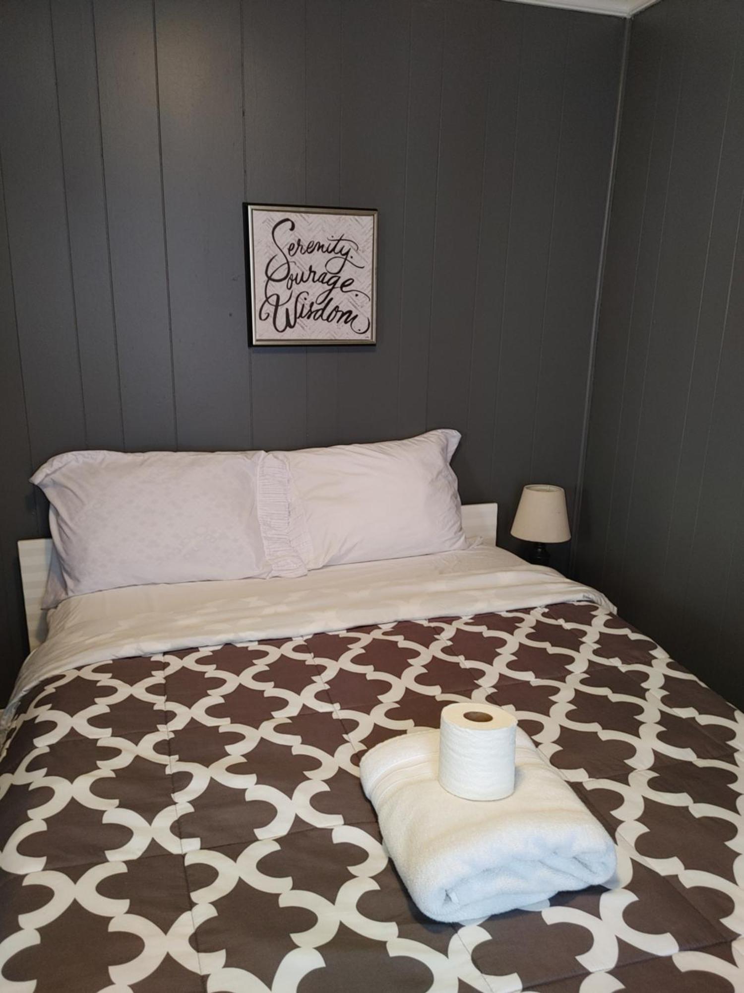 32 Jean St Room 0 Saint John Bagian luar foto